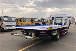 福贡汽车救援补胎