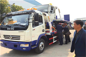 福贡汽车道路救援拖车价格